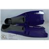 Image 1 : XL SWIMMING FLIPPERS.