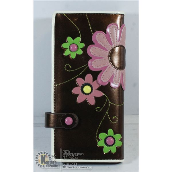 SHAGWEAR WALLET FLOWERS.