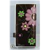 Image 1 : SHAGWEAR WALLET FLOWERS.