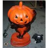 Image 1 : VINTAGE HALLOWEEN LIGHT-UP BLOW MOLD DECOR