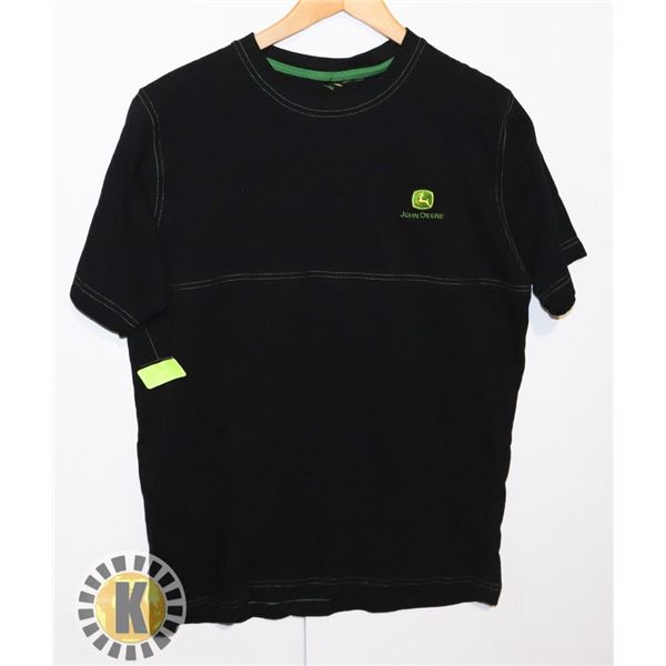 NEW MEN'S MEDIUM JOHN DEERE T-SHIRT