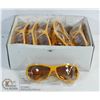 Image 1 : BOX OF SUNGLASSES.