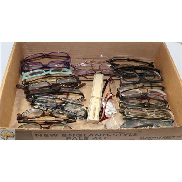 FLAT OF 26 READING GLASSES