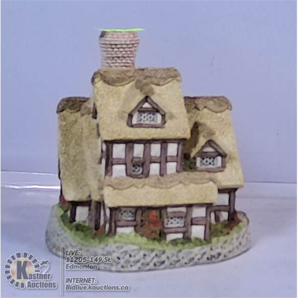MINIATURE COLLECTABLE HOUSES BY DAVID WINTERS