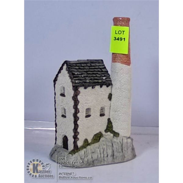 MINIATURE COLLECTABLE HOUSES BY DAVID WINTERS