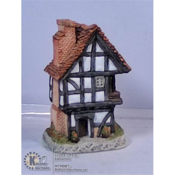 MINIATURE COLLECTABLE HOUSES BY DAVID WINTERS