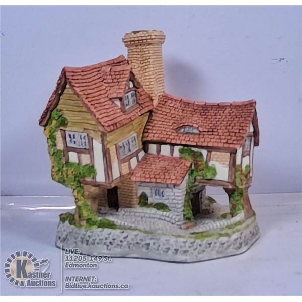 MINIATURE COLLECTABLE HOUSES BY DAVID WINTERS
