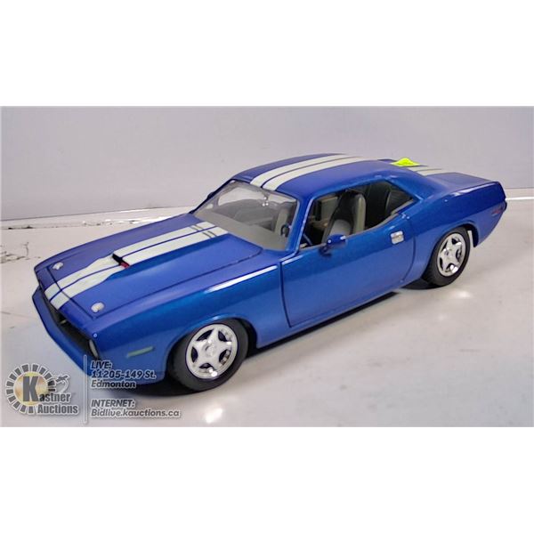 DIE CAST VEHICLE - 1970 CUDA (BLUE)