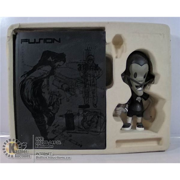 FUSION PICTURE BOOK AND FIGURE.