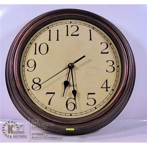 NEW QUARTZ WALL HANGING CLOCK.