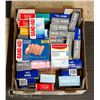 Image 1 : FLAT LOT OF BRAND NAME BAND-AIDS