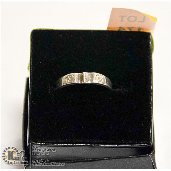 VINTAGE .925 STERLING SILVER FANCY CUT RING SZ 7