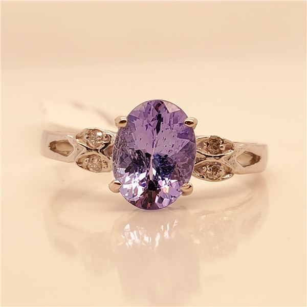 10K  TANZANITE DIAMOND RING