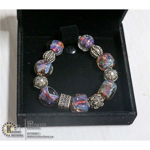 COLORED GLASS MAGNETIC BRACELET WITH SILVER TONED