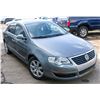 Image 13 : !!!UNRESERVED!!!! 2006 VOLKSWAGON PASSAT