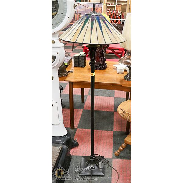 STAIN GLASS STYLE FLOOR LAMP