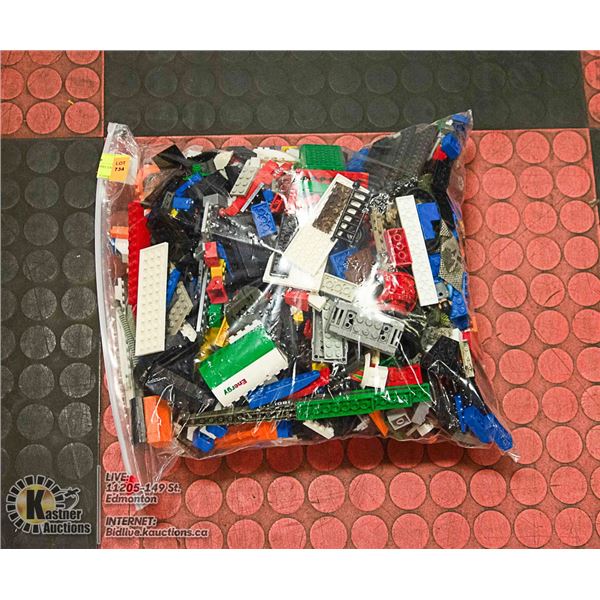 LARGE BAG OF LEGO PIECES ESTATE