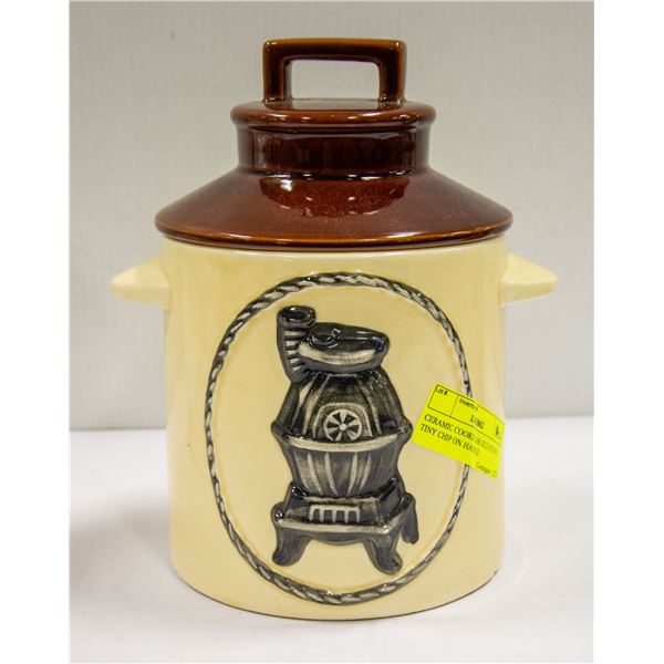 CERAMIC COOKIE JAR OLD STOVE TINY CHIP ON HANDLE