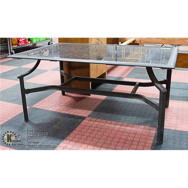 METAL PATIO FURNITURE- LOVE SEAT, 2 CHAIRS & TABLE