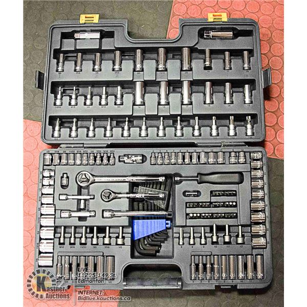 MASTERCRAFT APROX. 170 PC SOCKET TOOL SET