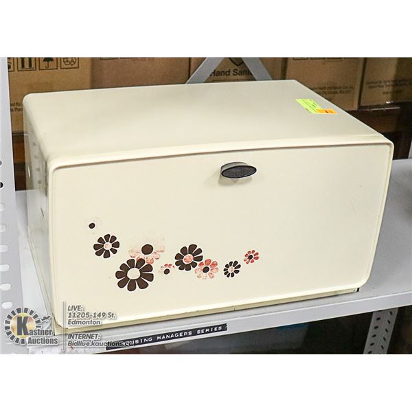 VINTAGE METAL BREAD BOX WITH