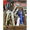 Image 1 : BOX FULL OF GREASE GUNS