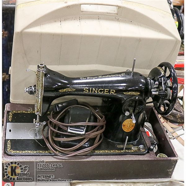ANTIQUE SINGER SEWING MACHINE WITH CASE