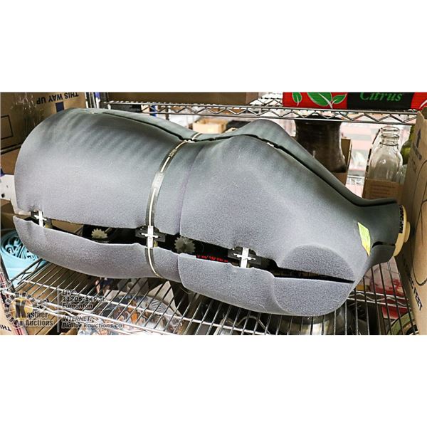 VINTAGE LADIES PLUS SIZED ADJUSTABLE DRESS FORM