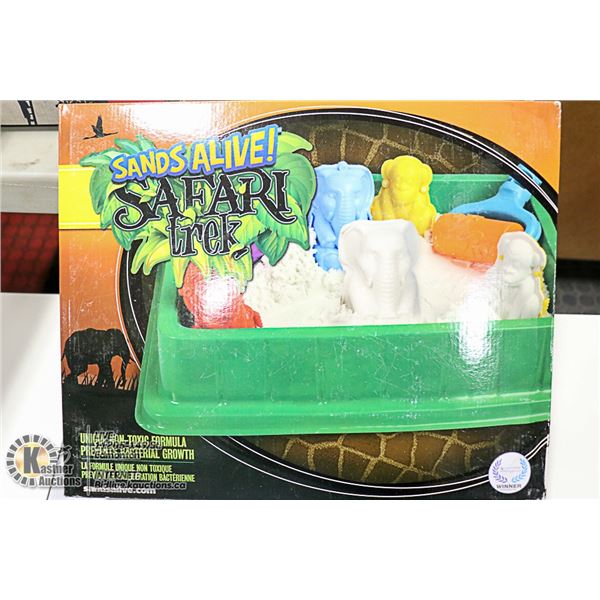 SANDS ALIVE SAFARI TREK SAND PLAYSET