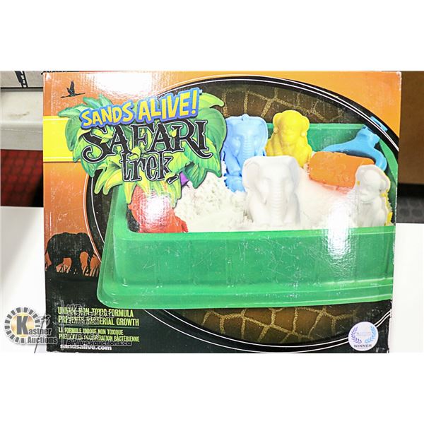 SANDS ALIVE SAFARI TREK SAND PLAYSET