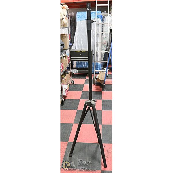 TRIPOD SPEAKER STAND