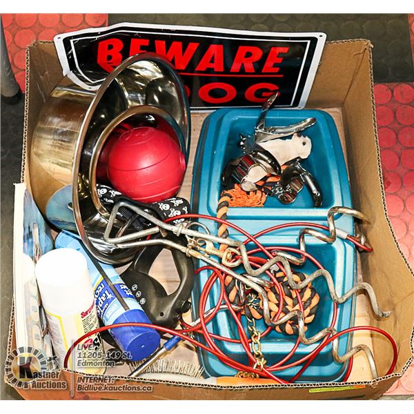 LARGE BOX OF DOG ACCESSORIES INCL. WATER &