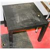 Image 1 : BLACK END TABLE