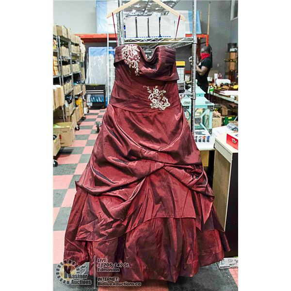 BURGANDY EXCLUSIVE BRIDAL DESIGNER FORMAL DRESS;