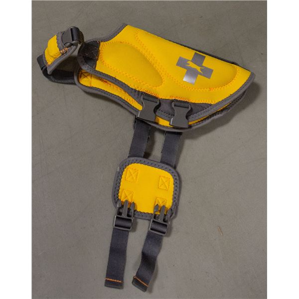 XS DOG LIFE JACKET IN YELLOW (FITS UP TO 9 POUNDS)