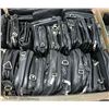 Image 1 : FLAT LOT OF BRAND NEW LEATHER PURSES