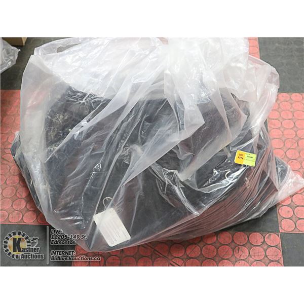 BAG LOT OF BRAND NEW PURSES