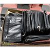 Image 1 : FLAT LOT OF BRAND NEW LEATHER PURSES