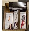 Image 1 : LOT OF WOMENS HAIR STYLING EQUIPMENT