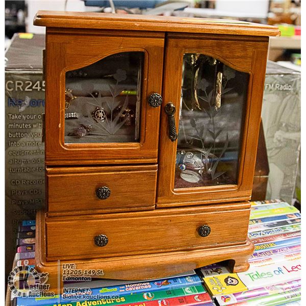 LIGHT BROWN JEWELLERY BOX WITH RING STORAGE,