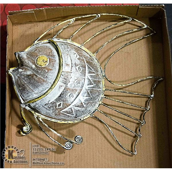 SHOWHOME DECOR METAL FISH FINE  12X13