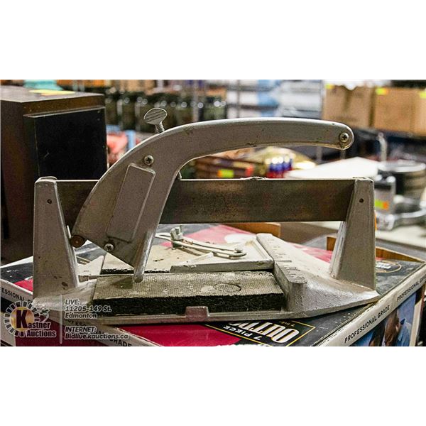SUPERIOR TILE CUTTER