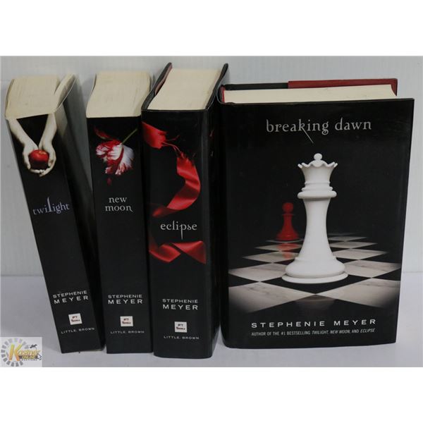 4 TWILIGHT,NEW MOON,BREAKING DAWN,ECLIPSE BOOKS