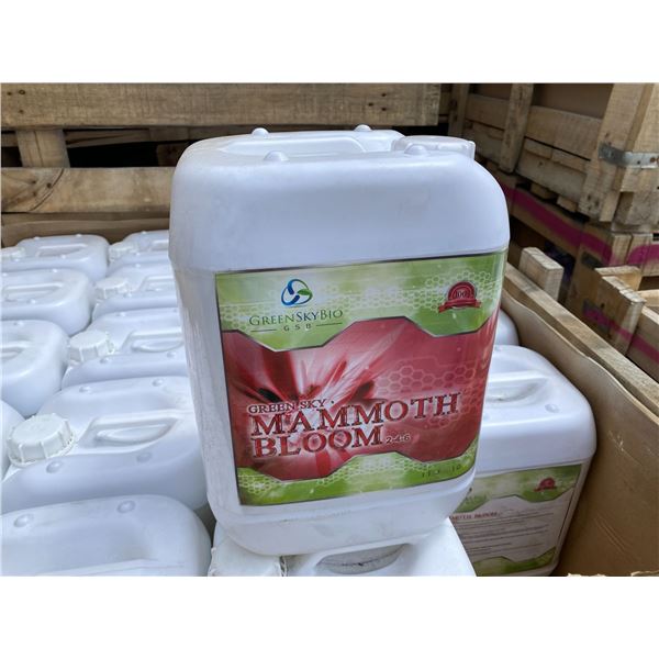 CRATE OF GREEN SKY BIO 'MAMMOTH BLOOM' FERTILIZER, 24 X 24 LITRE JUGS, TOTAL OF 576 LITRES