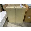 Image 2 : WOOD FRAMED 34"W X 5 1/2"D X 38"H ILLUMINATED PORTABLE VANITY STATION