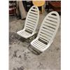 Image 1 : 2 folding beach Chairs