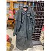 Image 1 : The Australian outback collection size large slicker