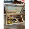 Image 1 : Tool box and contents