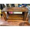 Image 1 : Wood bench