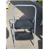 Image 1 : Cosco step stool